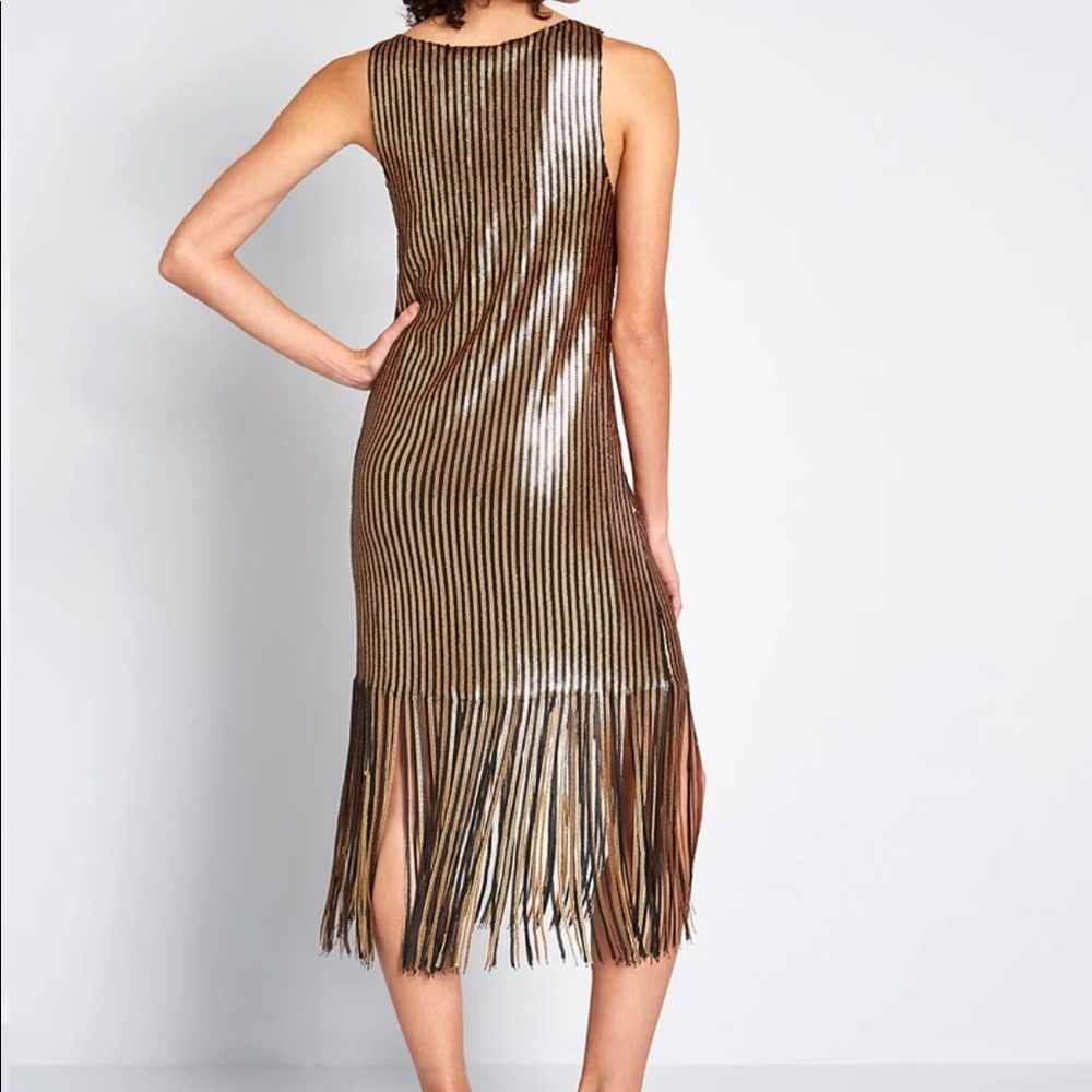 ✨New Years✨ Fringe Sequin Midi Dress - Picture 3 of 7